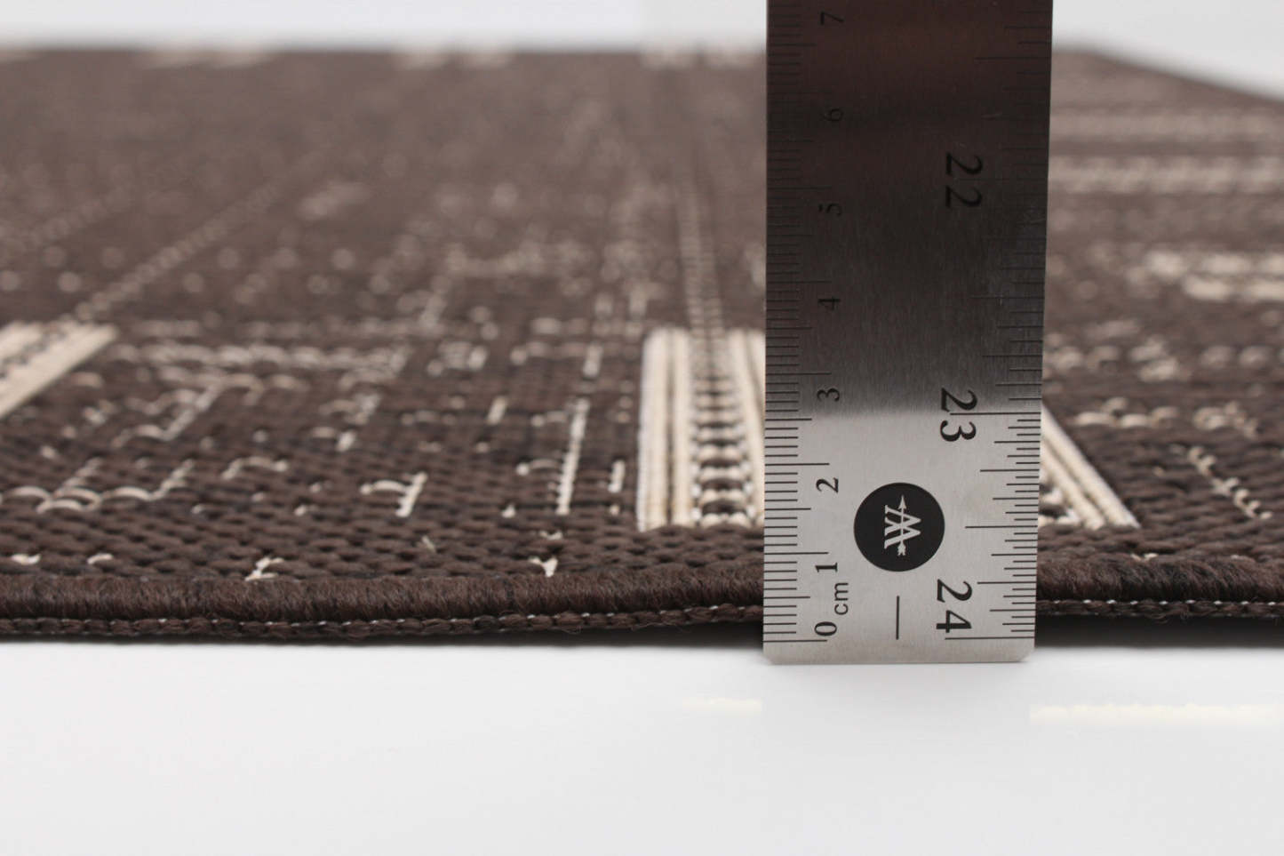 Tapis Joni Chocolat - 4'4 X 6'5 |Carpette Joni chocolat - 4 pi 4 po x 6 pi 5 po