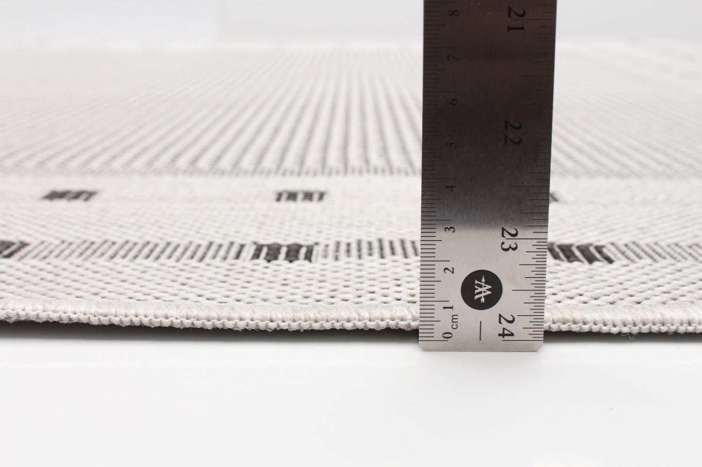 Tapis Clémentine Gris - 132 x 196 cm | Tapis Clémentine grise - 132 x 196 cm