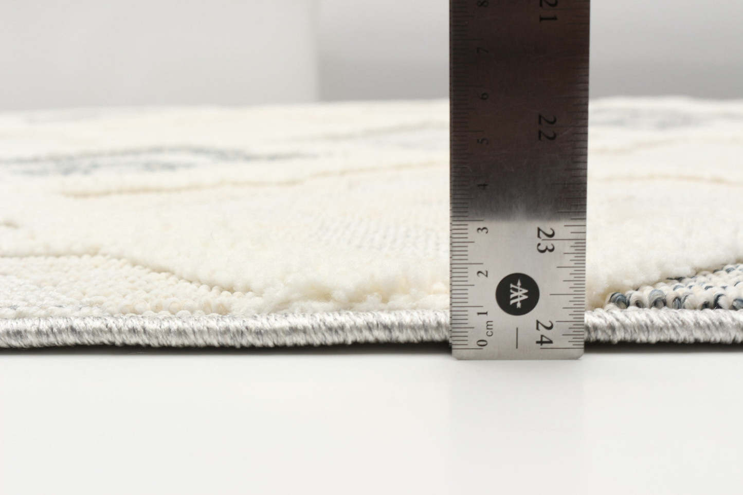 Tapis Alaqua Ivoire - 8'0 x 10'0|Carpette Alaqua ivoire - 8 pi 0 po x 10 pi 0 po|D86FT2W4