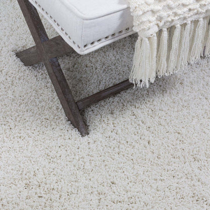 Victoria Cream Shag 3 x 5 Area Rug|Carpette à poils longs Victoria crème 3 x 5|D80G63FT