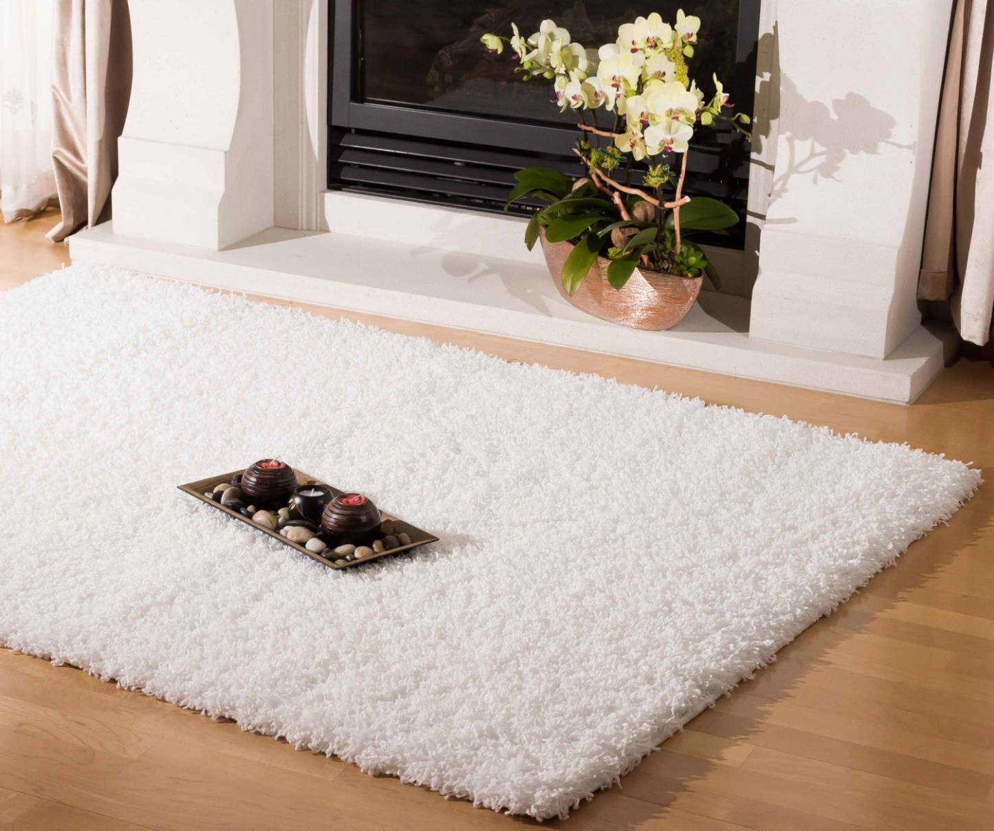 Victoria White Shag 4 x 6 Area Rug|Carpette à poils longs Victoria blanche 4 x 6|D80G8O54