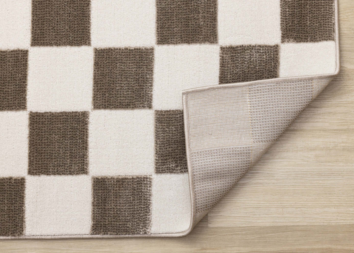 Carpette géométrique Leopold brune et blanche à motif de carreaux - 6 pi 7 po x 9 pi 6 po