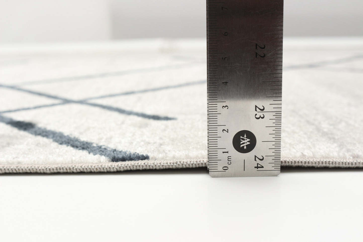 Tapis Damali ivoire/bleu lavable en machine - 2'6 x 8'0|Carpette Damali ivoire et bleue lavable à la machine - 2 pi 6 po x 8 pi 0 po|D86FTX9P