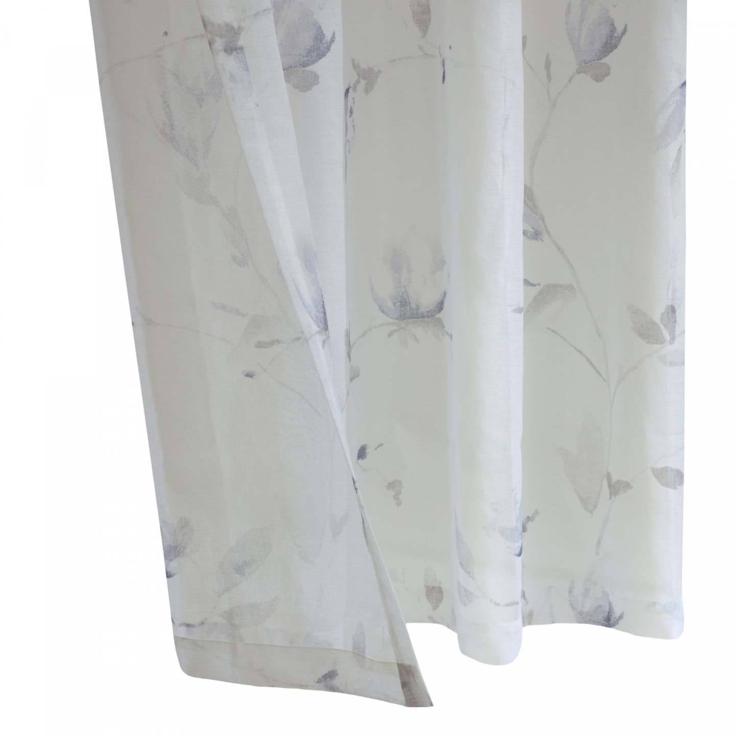 Habitat Symphony Purple Sheer Grommet Curtain Panel - 52 x 63|Panneau de rideau transparent à œillets Symphonie violet d'Habitat - 52 x 63
