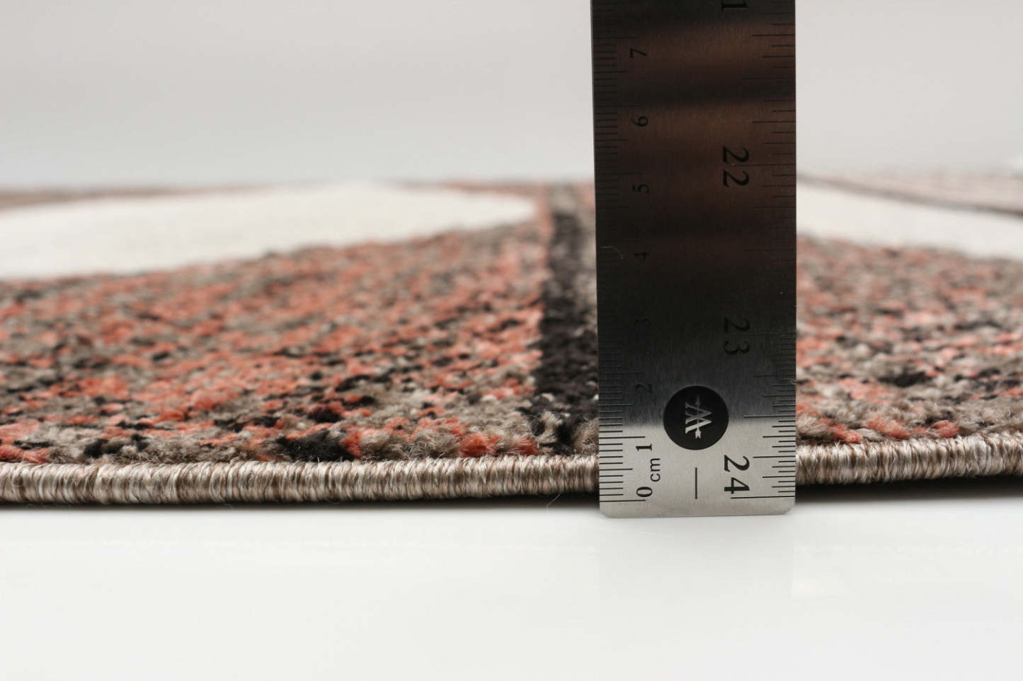 Tapis ivoire Vera Losange – 7'10 x 10'5| Tapis Vera Losange ivoire - 7 pi 10 po x 10 pi 5 po|D86FTW9G