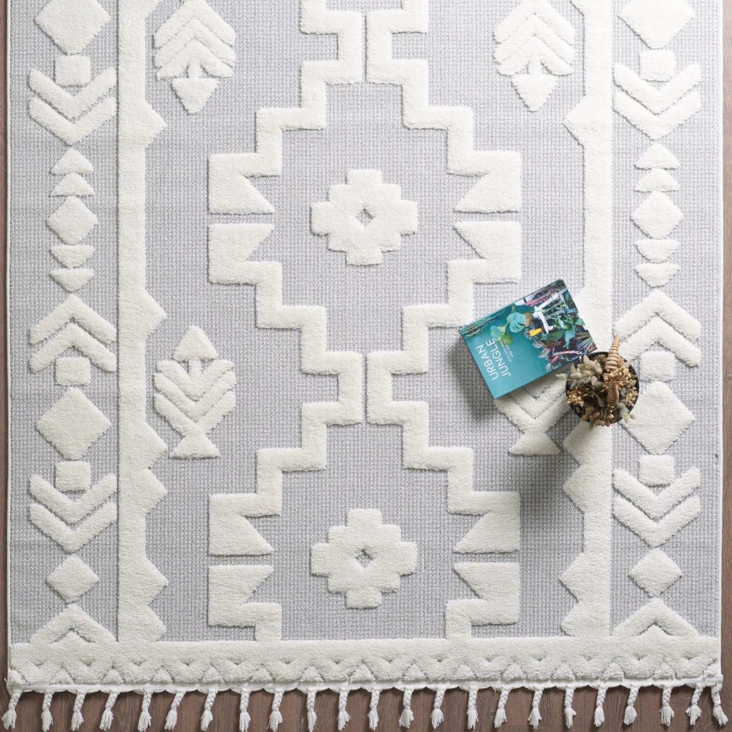 Tapis à poils longs Quinto Tres marocain - 6'3 x 9'|Carpette à poil long Quinto Tres marocain - 6 pi 3 po x 9 pi