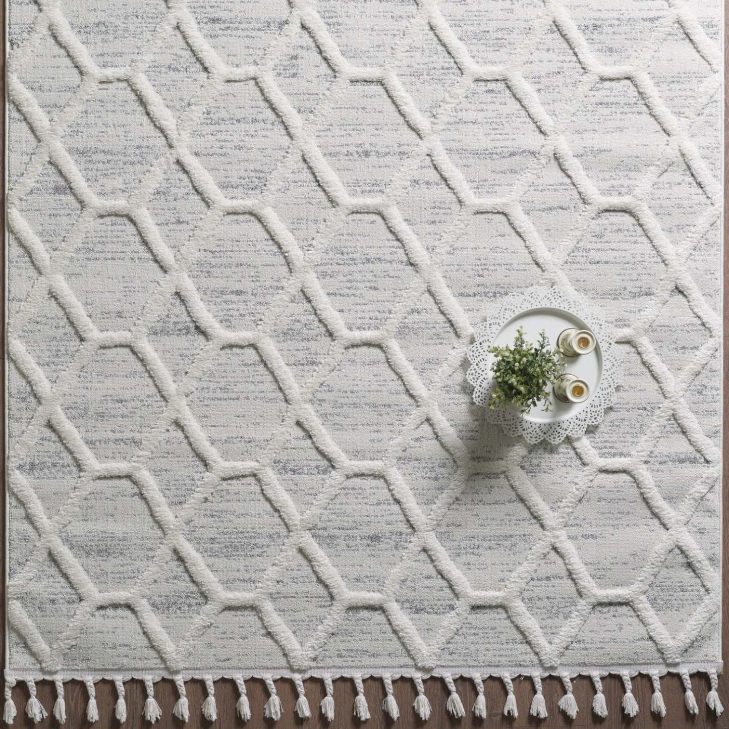 Quinto Nexus Shag Area Rug - 7'7 x 10'|Carpette à poils longs Quinto Nexus - 7 pi 7 po x 10 pi