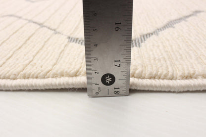 Kimi Ivory 3'11 x 5'7 Area Rug|Carpette Kimi ivoire 3 pi 11 po x 5 pi 7 po|D86FG846