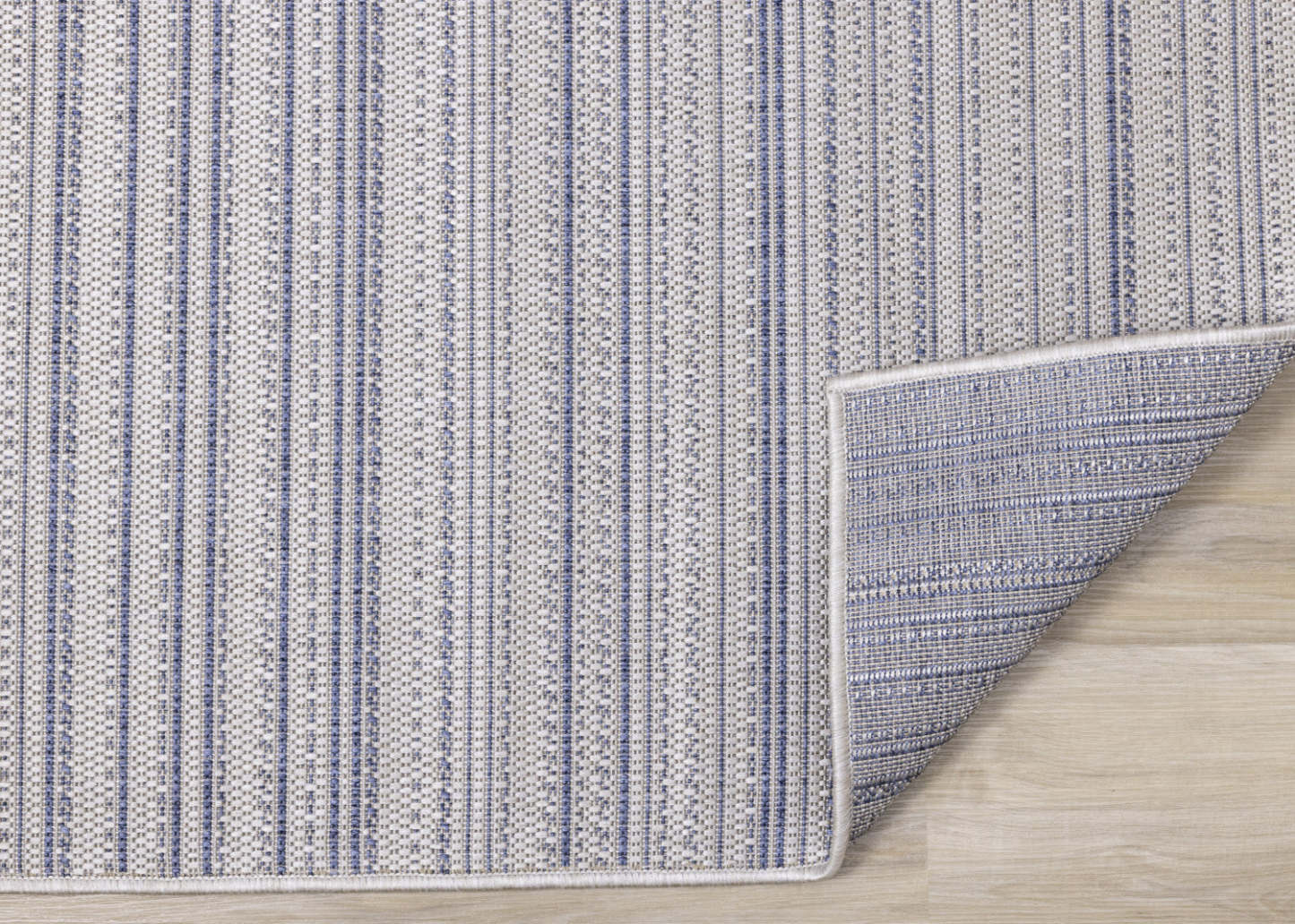 Cabana Textured Stripes Outdoor Area Rug - 5'3 x 7'7|Tapis d'extérieur à rayures texturées Cabana - 5 pi 3 po x 7 pi 7 po