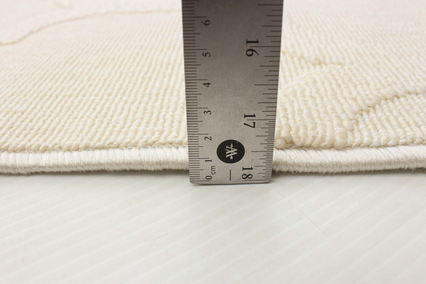 Tapis Sophie ivoire - 2'8 x 4'11| Tapis Sophie ivoire - 2 pi 8 po x 4 pi 11 po|D86FKIHJ