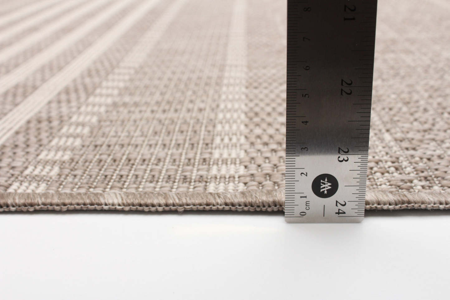 Tapis Wileen Taupe - 4'4 X 6'5 |Carpette Wileen taupe - 4 pi 4 po x 6 pi 5 po