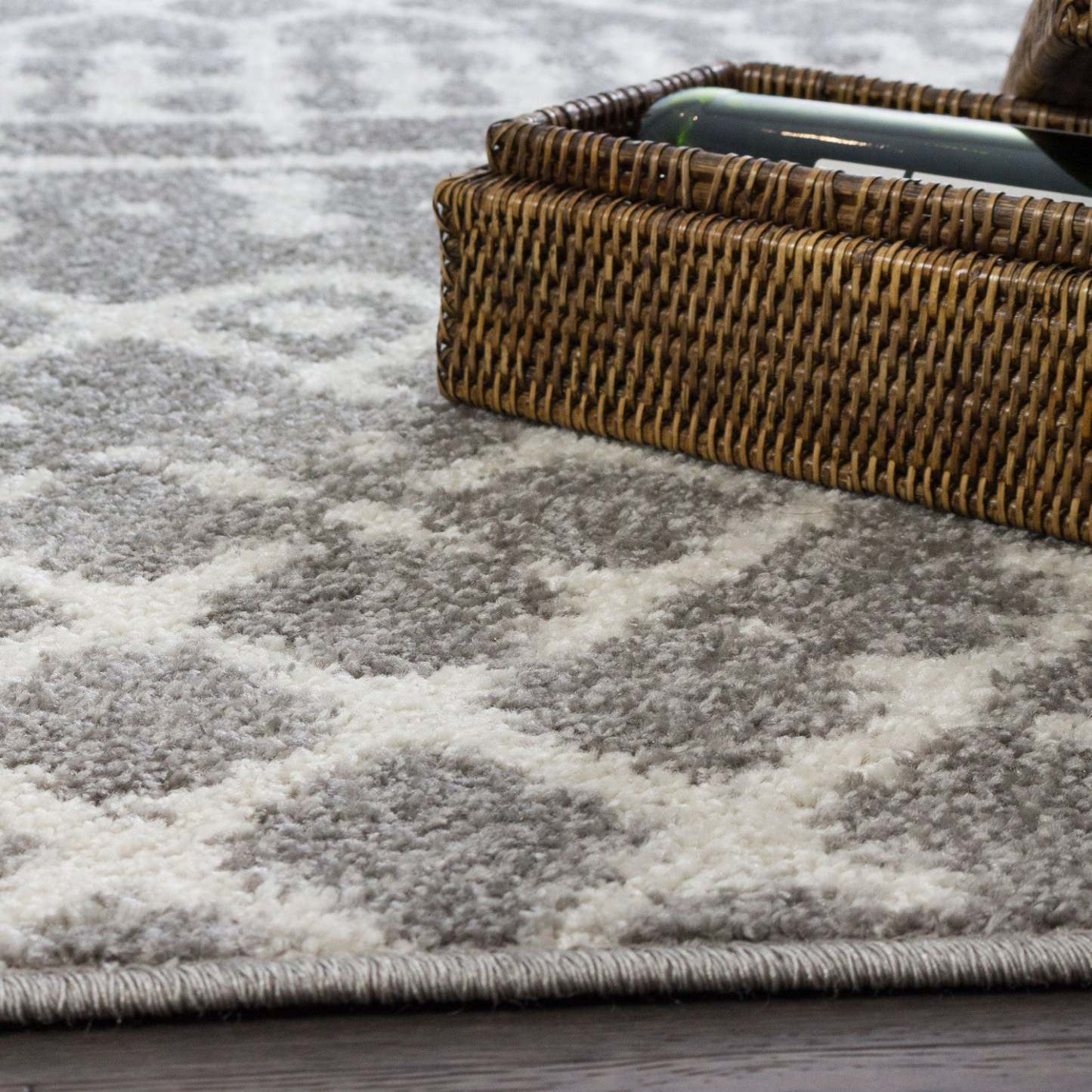 Lavan L Grey Mor 5x8 Area Rug|Tapis Lavan gris à motifs marocains 5 x 8|D80GG8RO