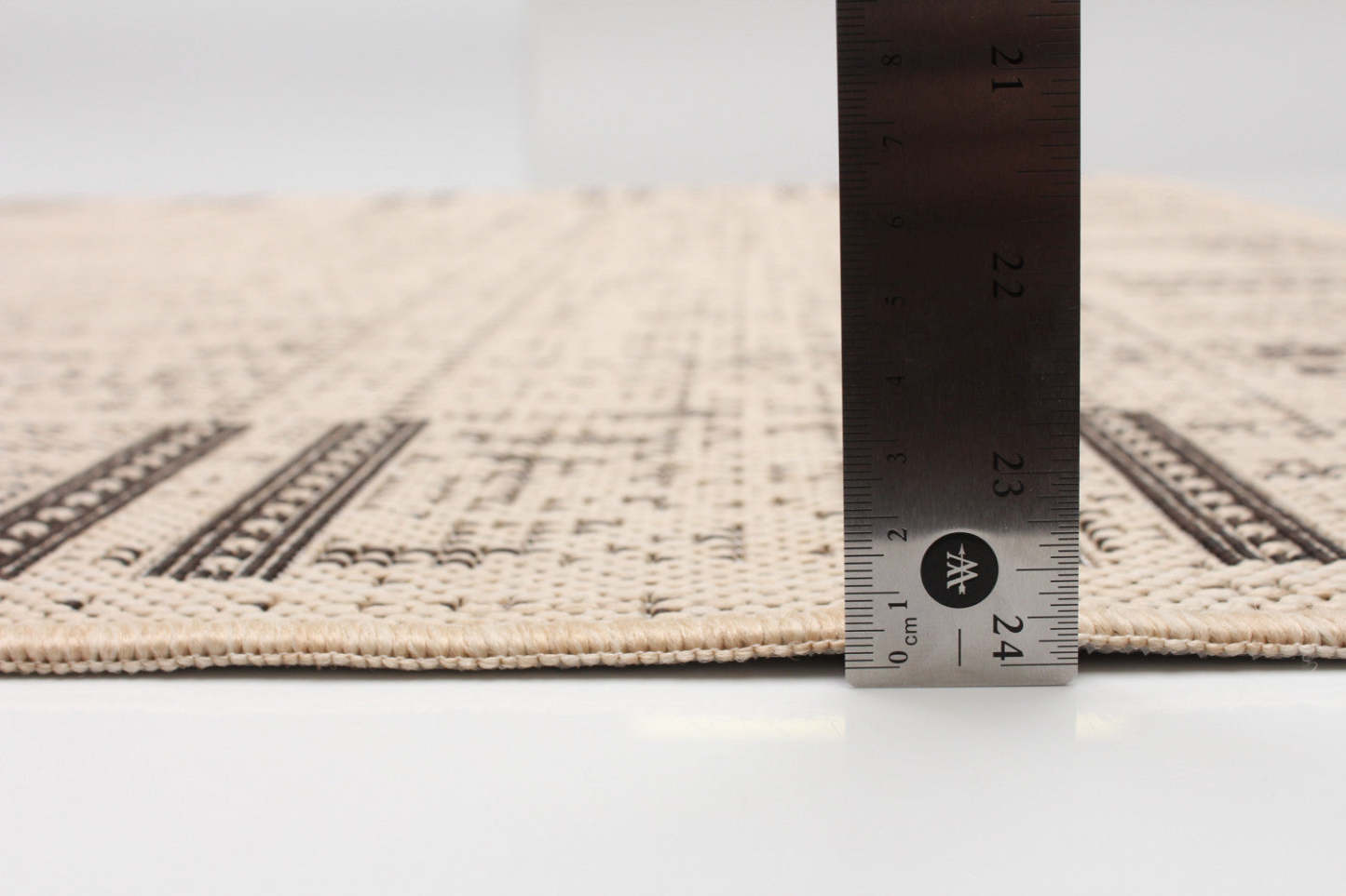 Tapis Joni Tan - 4'4 X 6'5 |Carpette Joni brun clair - 4 pi 4 po x 6 pi 5 po