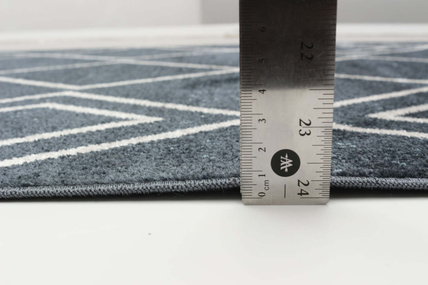 Tapis Kenza bleu lavable en machine - 2'6 x 8'0|Carpette Kenza bleue lavable à la machine - 2 pi 6 po x 8 pi 0 po|D86FTADP