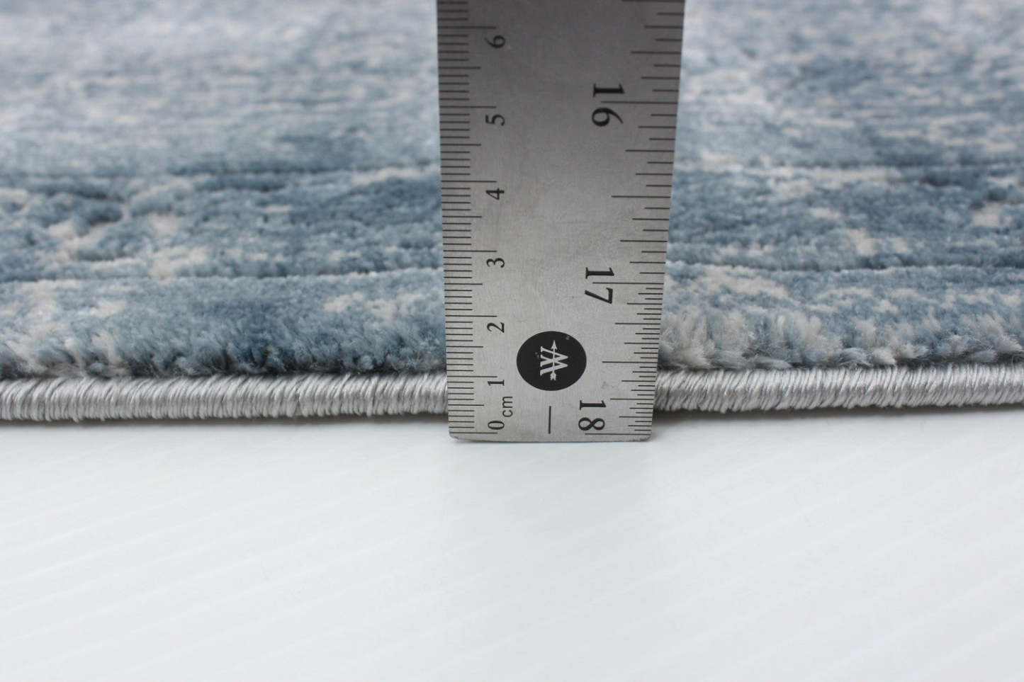 Tapis Dayna bleu 5'3 x 7'3 | Tapis Dayna bleue 5 pi 3 po x 7 pi 3 po