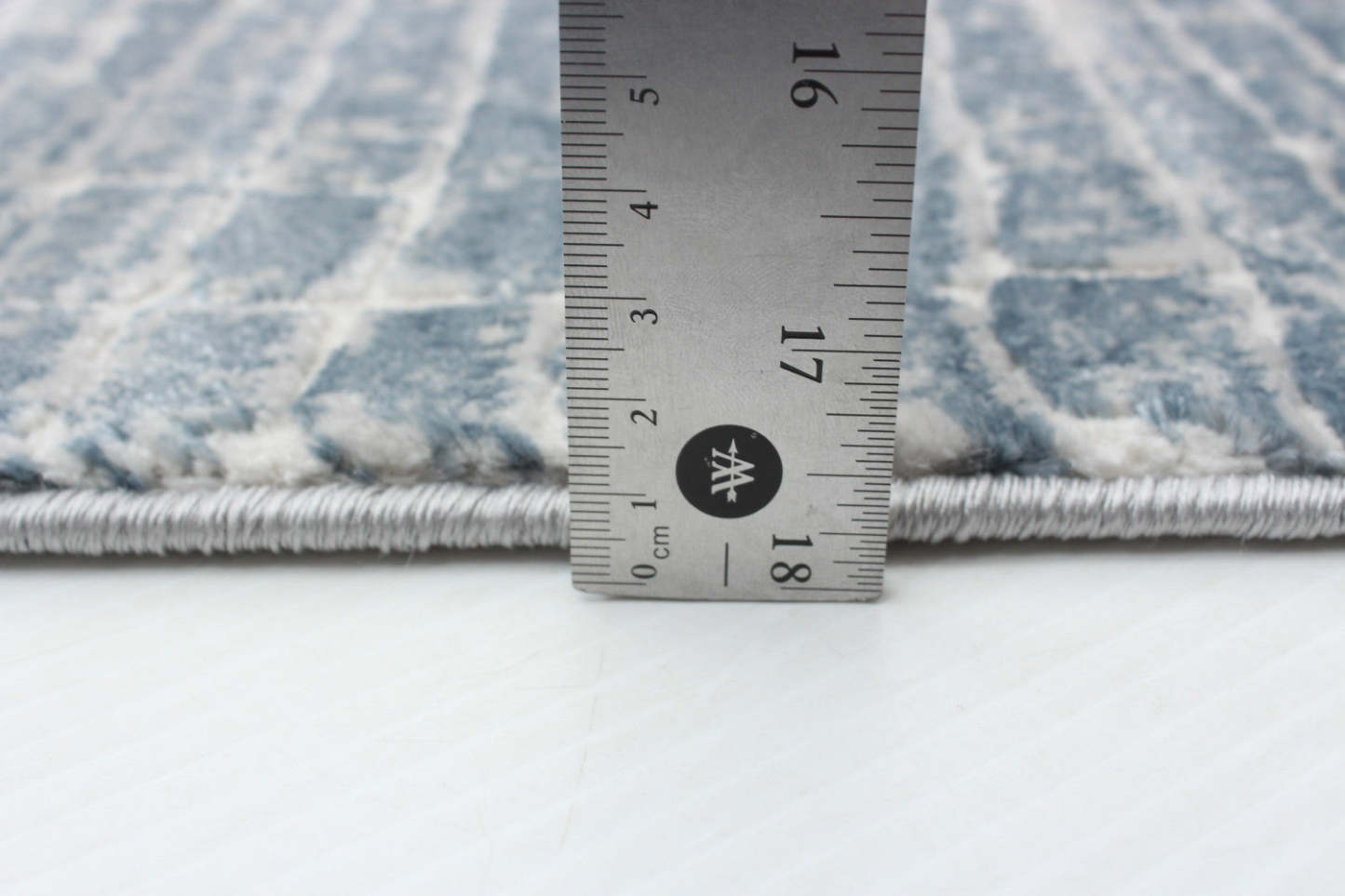 Carpette Kecia bleu marine/crème 5 pi 3 po x 7 pi 3 po|D86FBEA1