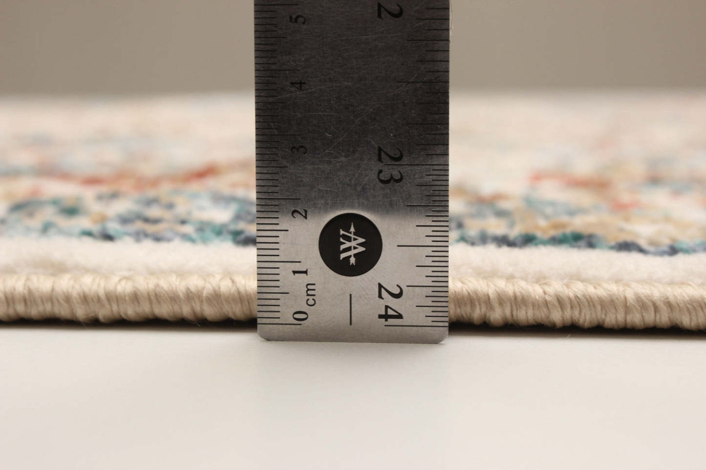 Lauren Ivory Area Rug - 5'0 x 8'0|Tapis Lauren ivoire - 5 pi 0 po x 8 pi 0 po