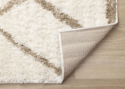 Carpette à poil long douce Taylor - 7 pi 10 po x 10 pi 6 po