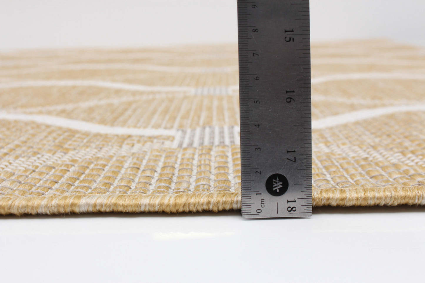 Tapis Neisha Abstract doré 6'7 x 9'6 | D86FHKZD