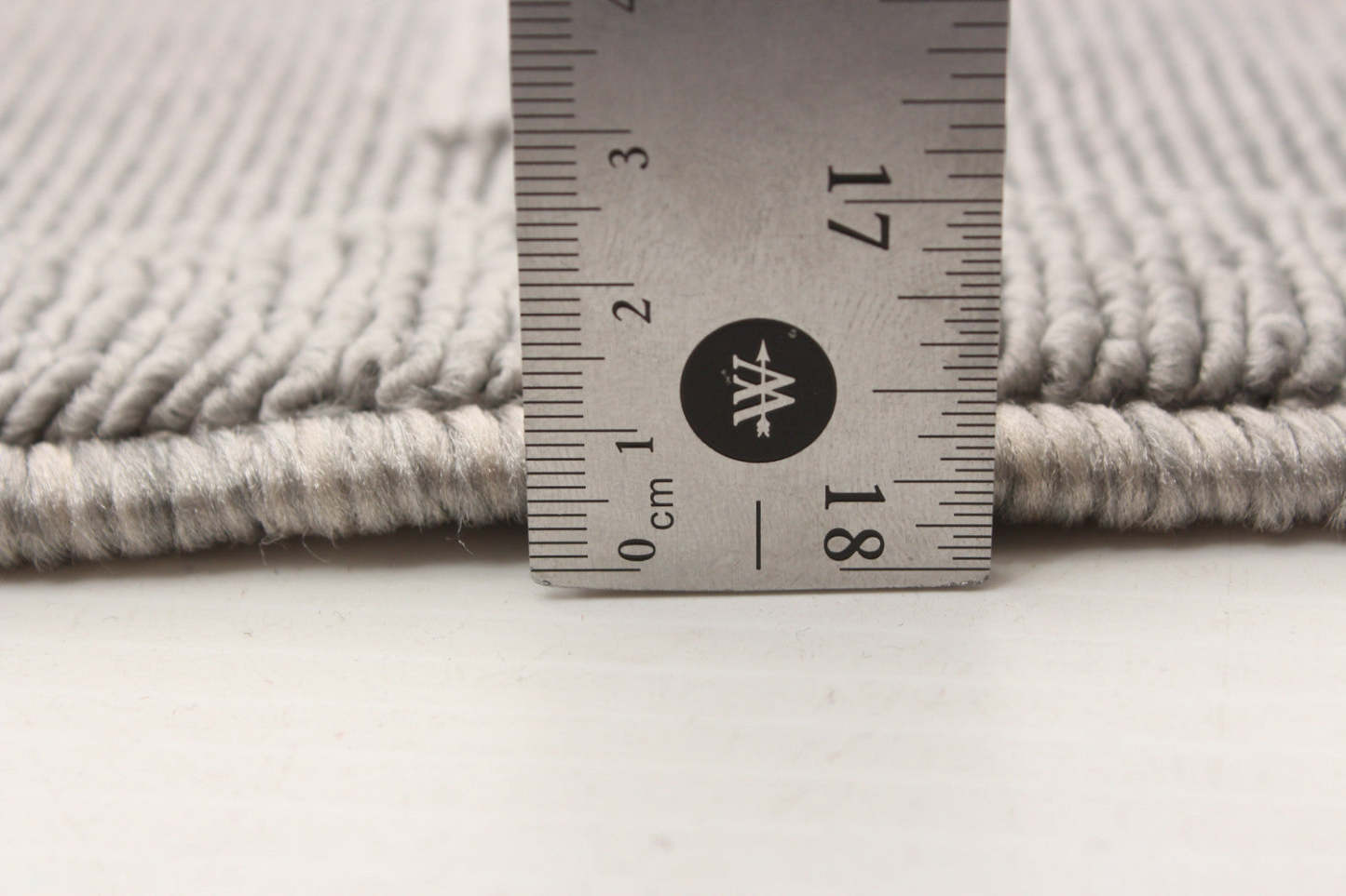 Tapis Brangane Gris 5'3 x 7'7|Carpette Brangane grise 5 pi 3 po x 7 pi 7 po|D86FUFFU