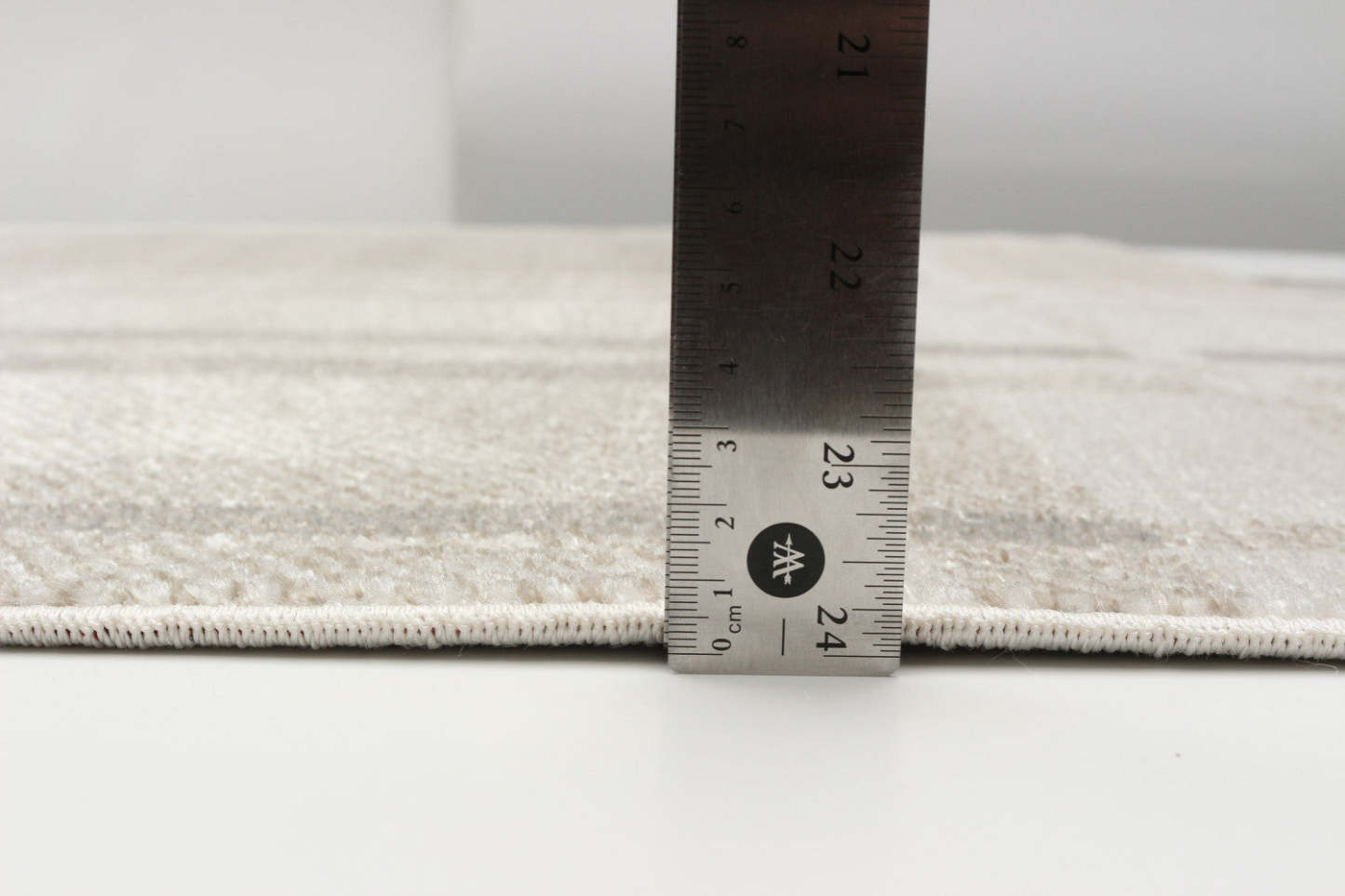 Tapis Roma ivoire lavable en machine - 6'0 x 9'0|Carpette Roma ivoire lavable à la machine - 6 pi 0 po x 9 pi 0 po|D86FASNO