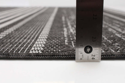 Carpette Wileen noire - 3 pi 3 po x 4 pi 7 po