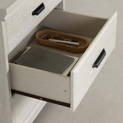 Table de nuit Versa avec station de recharge et tiroirs - Chêne hivernal|Table de nuit Versa avec station de recharge et tiroirs - chêne hivernal