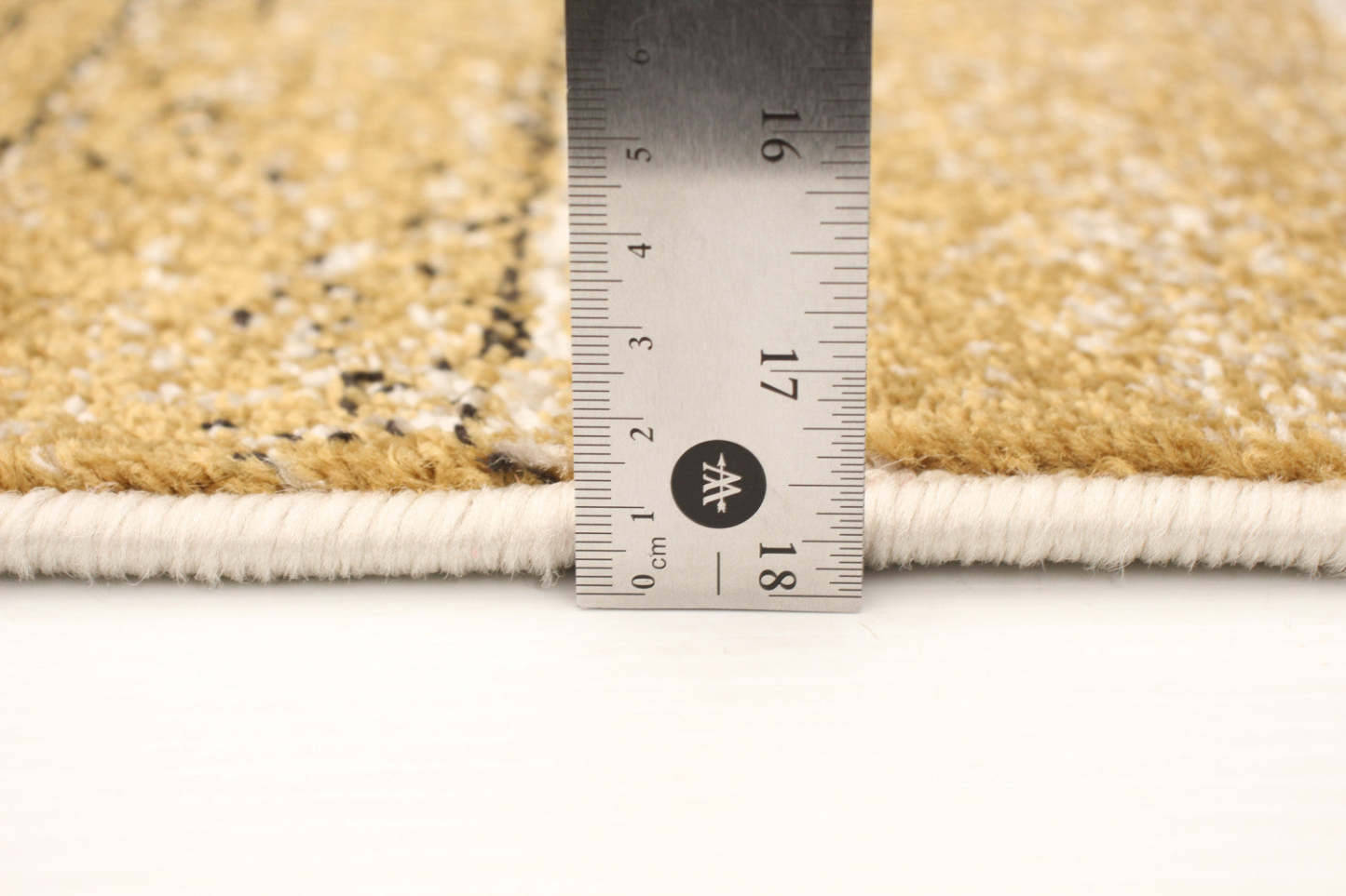 Aya Ivory-Brown Area Rug - 3'11 x 5'7|Carpette Aya ivoire-brune - 3 pi 11 po x 5 pi 7 po| D2FU7TKD