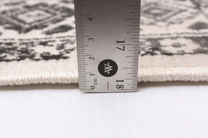 Tapis Jedda Gris 2'8 x 4'11|Carpette Jedda grise 2 pi 8 po x 4 pi 11 po|D86FEB8J