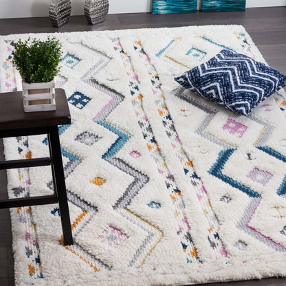 Lola Chevron 4x6 Area Rug|Carpette Lola à motifs de chevrons 4 x 6|D80GH4BT