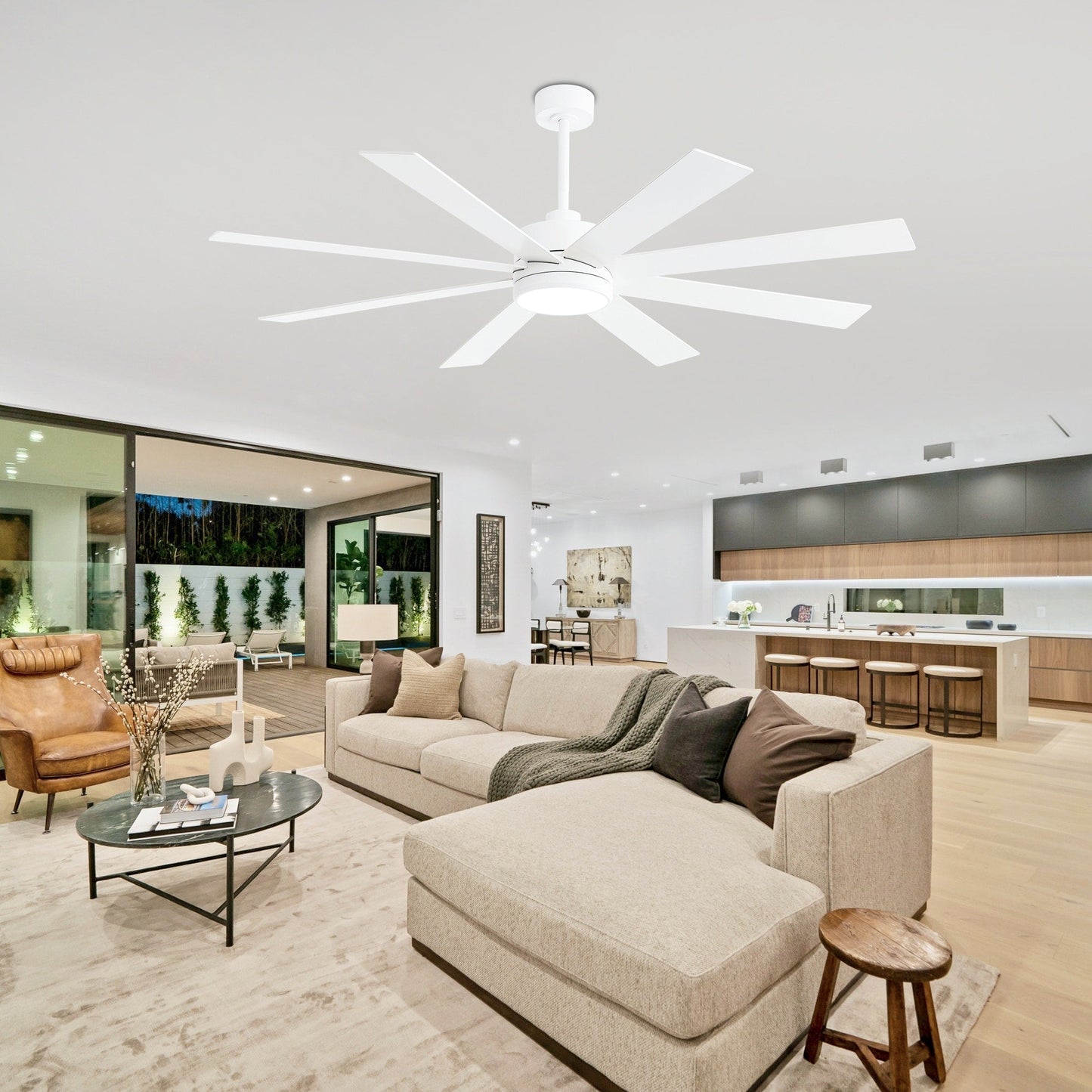 Ventilateur de plafond noir à 8 pales de 65 pouces avec éclairage LED et télécommande