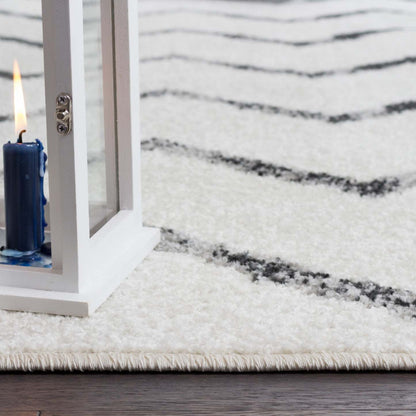 Lav Chevron Grey 3x5 Area Rug|Carpette Lav grise à motifs de chevrons 3 x 5|D80GLCN2