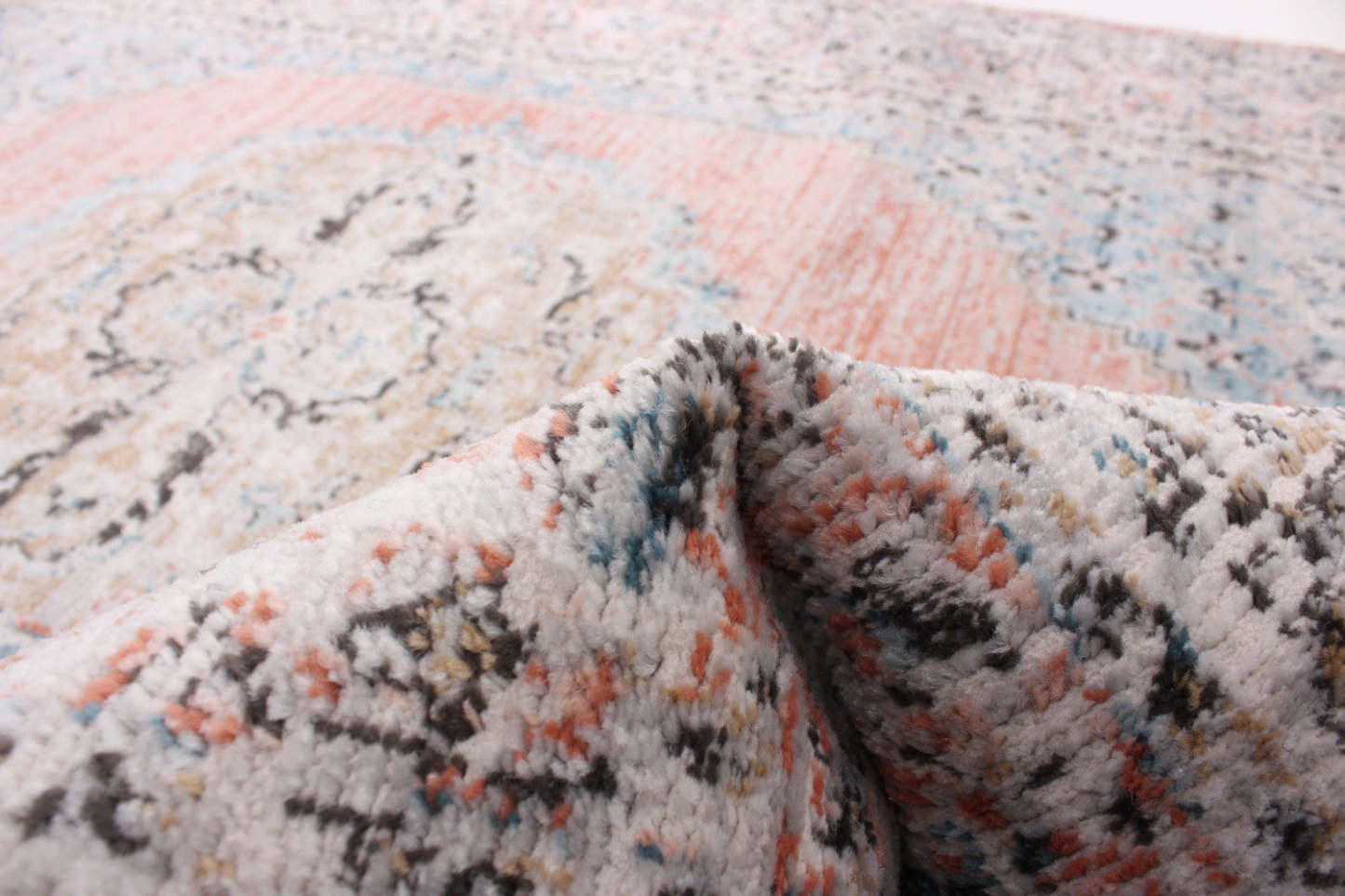 Zarita Copper Rug 3'11 X 5'11 Area Rug|Tapis Zarita en cuivre 3 pi 11 po x 5 pi 11 po|D86FP9OS