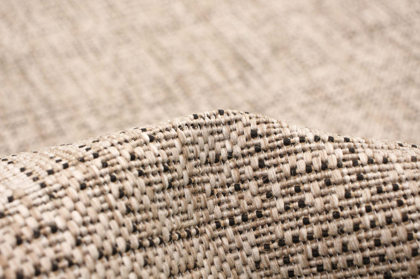 Sadie Classic Silver-Black Area Rug - 5'3 x 7'7|Tapis Sadie Classic argenté noir - 5 pi 3 po x 7 pi 7 po|D29RW0SI