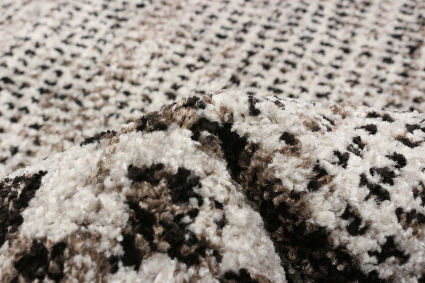 Tapis Vera Quattro ivoire/gris – 2'7 x 8'4| Carpette Vera Quattro ivoiregrise - 2 pi 7 po x 8 pi 4 po|D86FXM7I