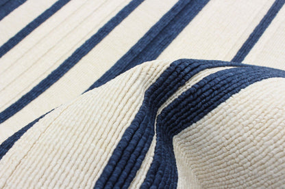 Talya Blue-Ivory 3'11 x 5'7 Area Rug|Carpette Talya bleue ivoire 3 pi 11 po x 5 pi 7 po|D86FSWPG