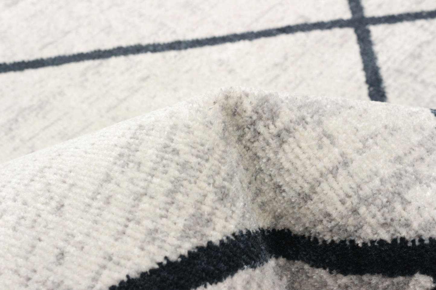 Tapis Damali ivoire/bleu lavable en machine - 2'6 x 8'0|Carpette Damali ivoire et bleue lavable à la machine - 2 pi 6 po x 8 pi 0 po|D86FTX9P