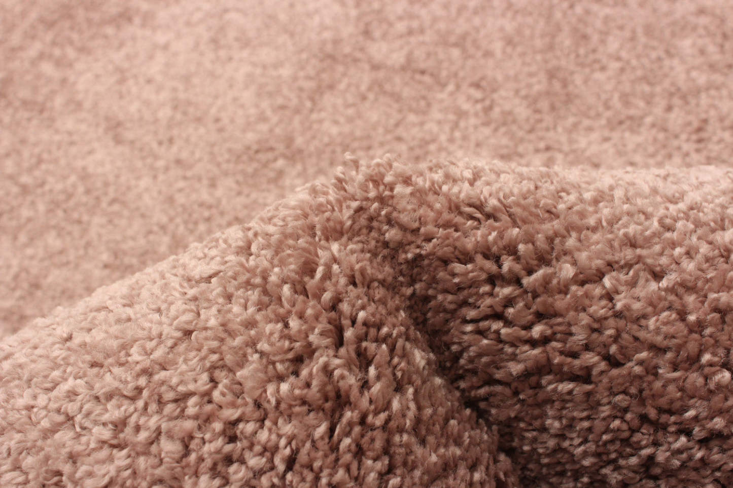 Lona Pink Shag 7'10 x 10'0 Area Rug|Carpette à poil long Lona rose 7 pi 10 po x 10 pi 0 po|D86F7JY3
