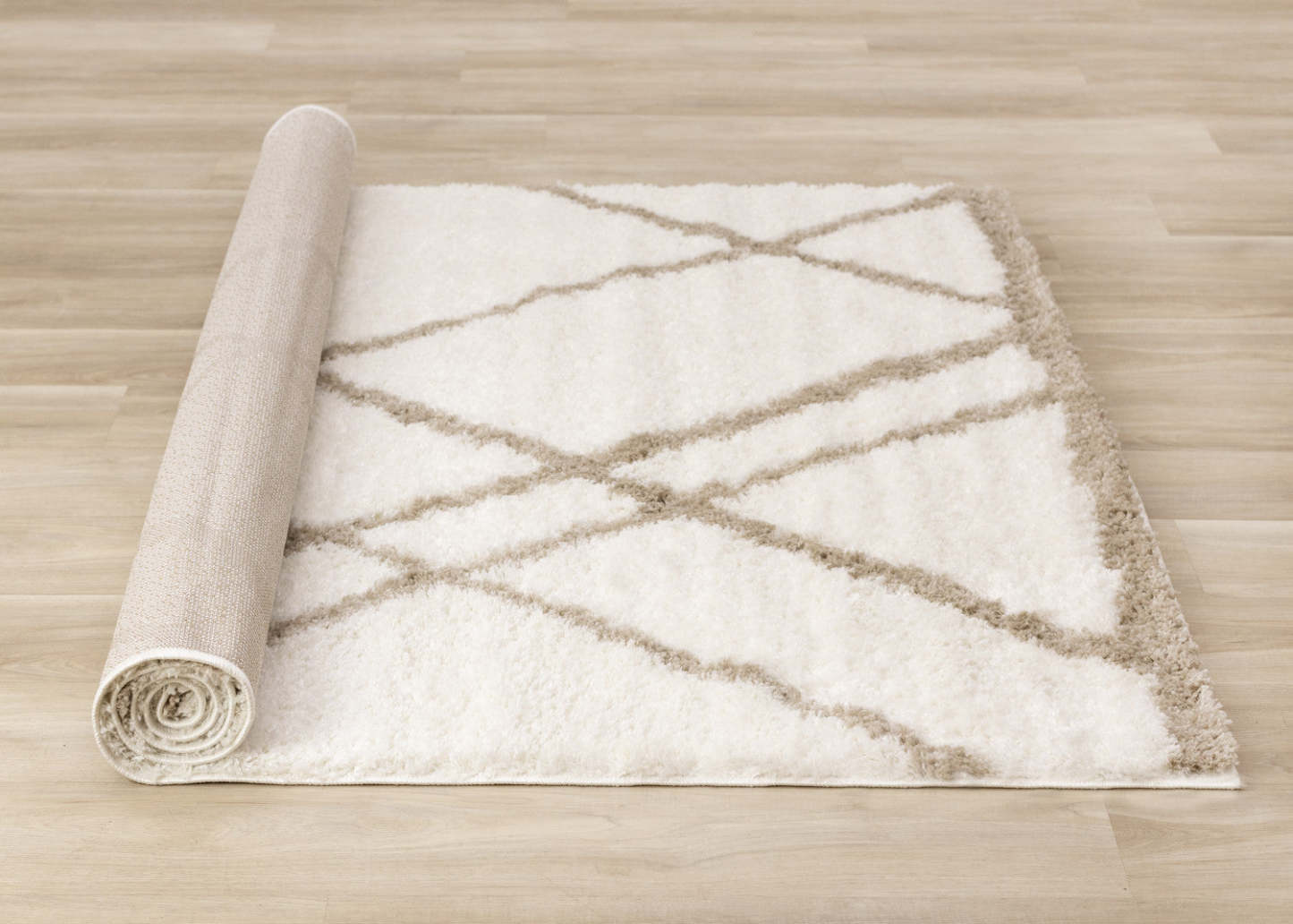 Carpette à poil long douce Taylor - 7 pi 10 po x 10 pi 6 po