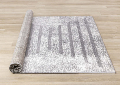 Covington Distressed Geometric Lines Indoor Area Rug - 5'3 x 7'7|Tapis d'intérieur Covington à motifs de lignes géométriques vieillies - 5 pi 3 po x 7 pi 7 po