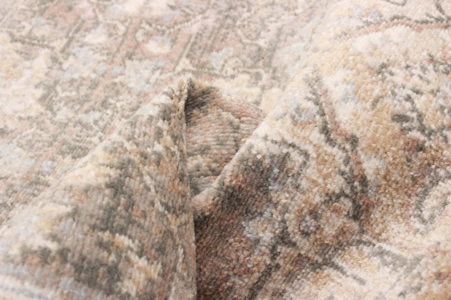 Carpette longue Ashby brun clair - 2 pi 8 po x 8 pi 2 po