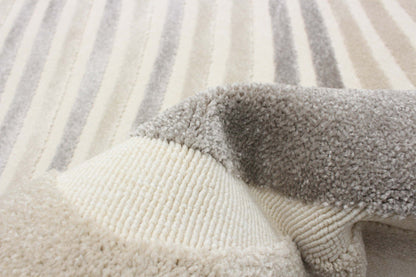 Nikkos Ivory 3'11 x 5'7 Area Rug|Carpette Nikkos ivoire 3 pi 11 po x 5 pi 7 po|D86FBL6Z