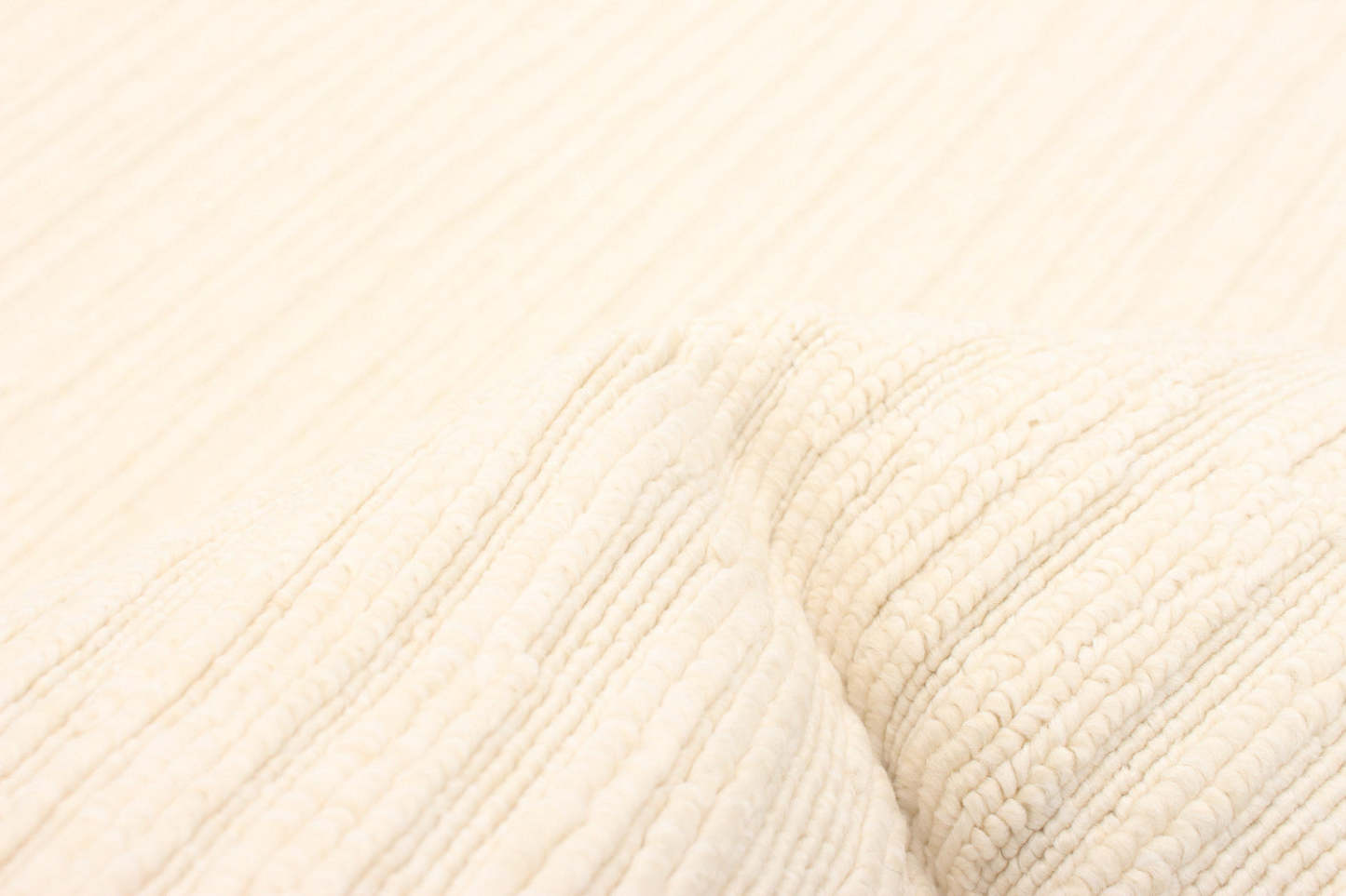 Tapis Eadda ivoire 2'8 x 4'11|Carpette Eadda ivoire 2 pi 8 po x 4 pi 11 po|D86FDYYJ