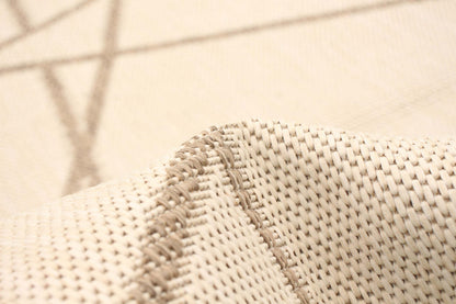 Sadie Abstract Champagne-Taupe Area Rug - 5'3 x 7'7|Carpette Sadie Abstract champagne taupe - 5 pi 3 po x 7 pi 7 po| D28MMRLH