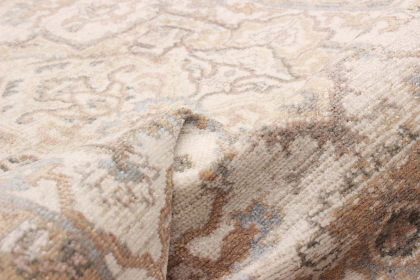 Stassie Ivory Runner Area Rug - 2'8 X 8'2  | Tapis de couloir Stassie ivoire - 2 pi 8 po x 8 pi 2 po