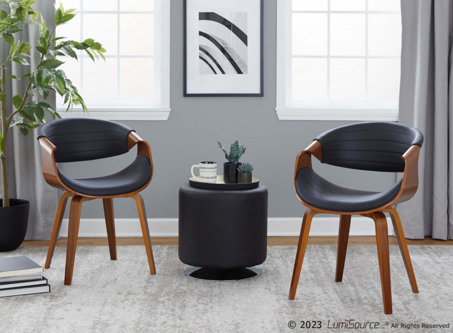 LumiSource Symphony Faux Leather Mid-Century Modern Dining Accent Chair - Walnut/Black|Chaise d'appoint de salle à manger moderne du milieu du 20e siècle Symphony en similicuir - noyer et noir