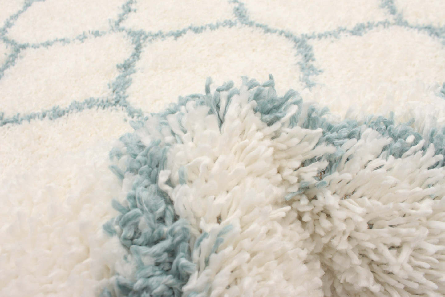 Helma Trellis crème shag 5 pi 3 po x 7 pi 3 po|Carpette à poil longue Helma Trellis crème 5 pi 3 po x 7 pi 3 po|D86F4N7J