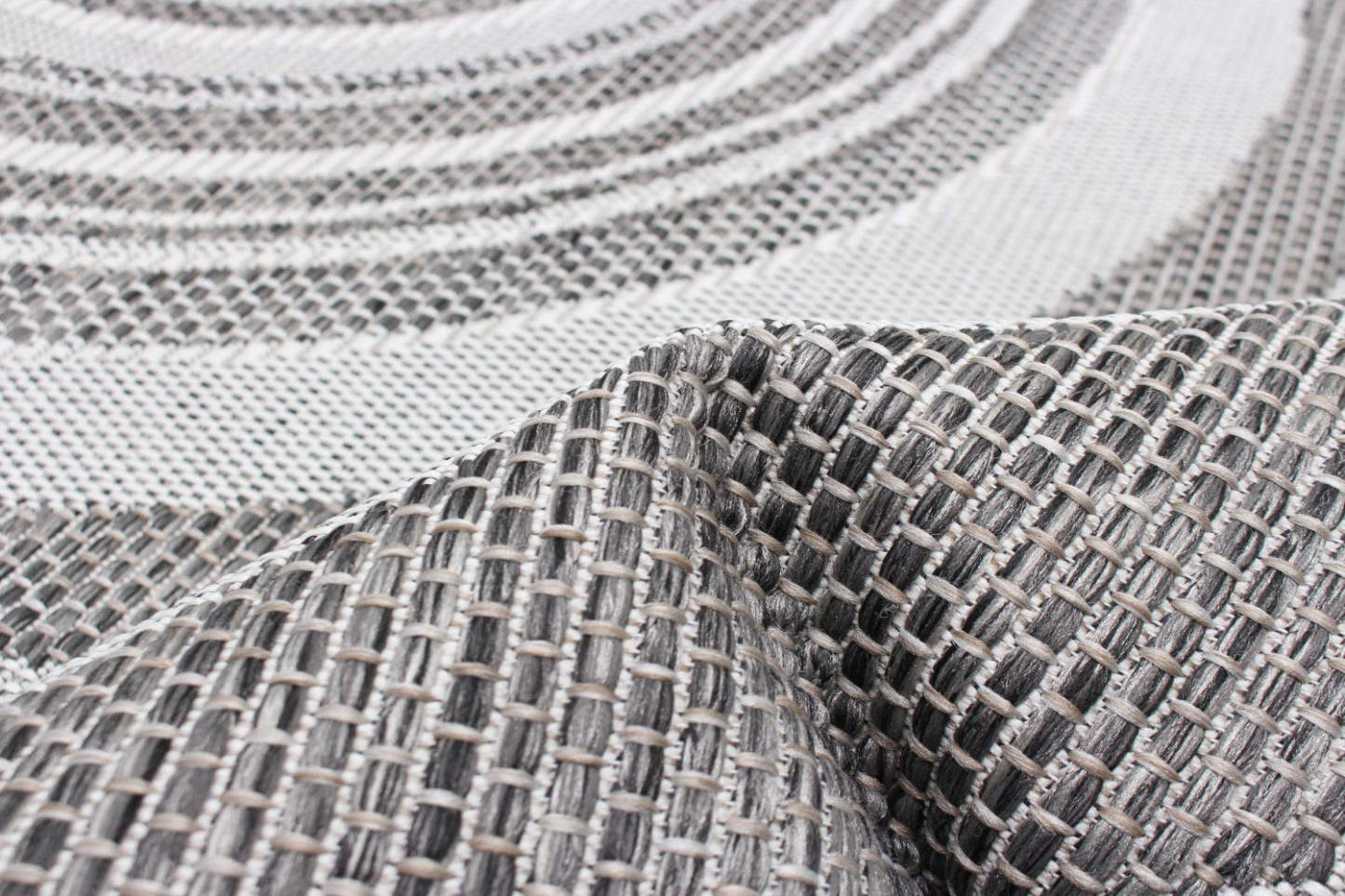 Neisha Modern Grey Rug 5'3 X 7'3 Area Rug|Tapis Neisha Moderne Gris 5 pi 3 po x 7 pi 3 po|D86FOUXD