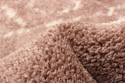 Serafina Pink Shag 3'11 x 6'0 Area Rug|Tapis à poil long Serafina rose 3 pi 11 po x 6 pi 0 po|D86F71ZO