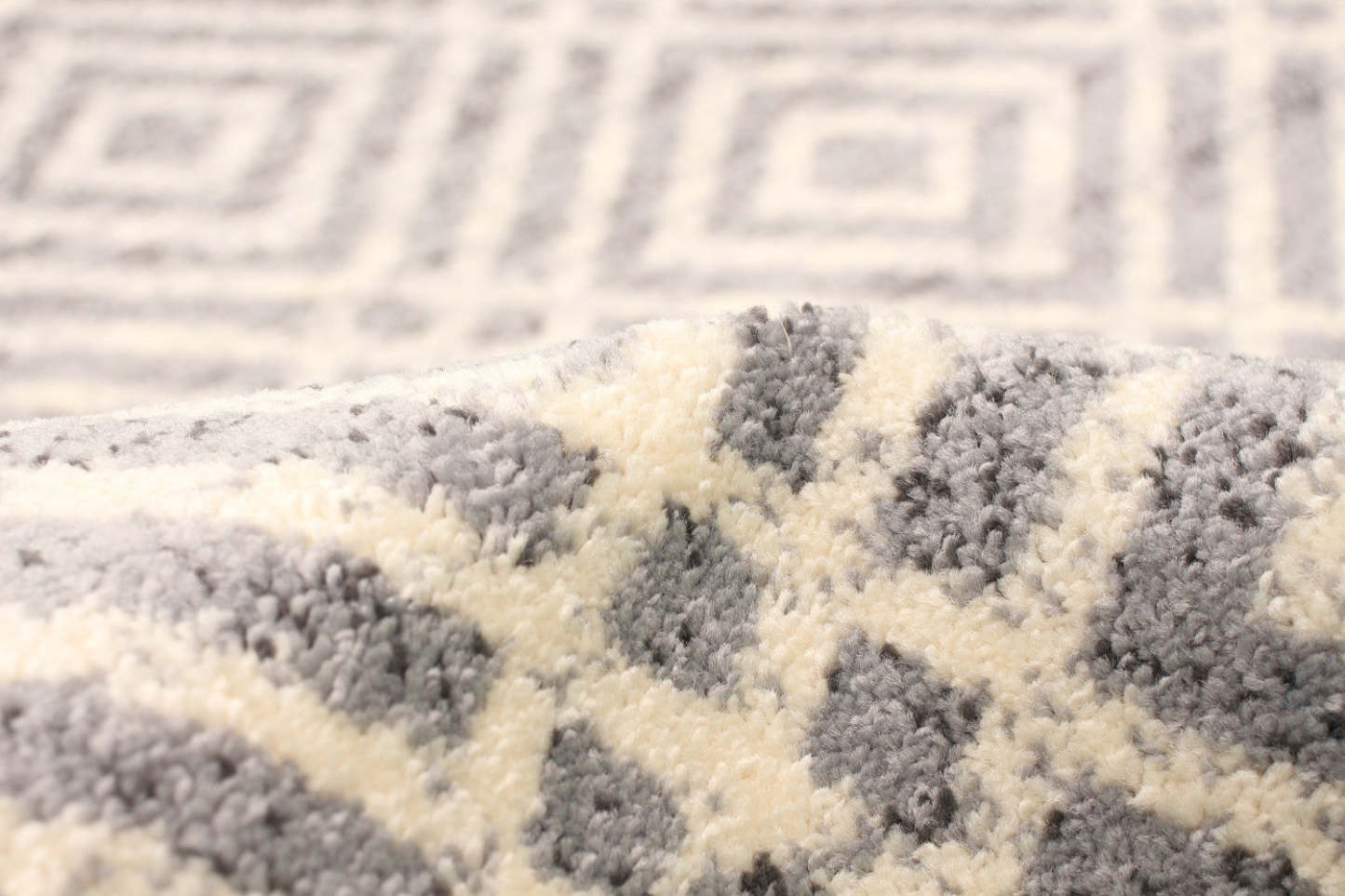 Tapis Electra crème - 7'10 x 10'2|Carpette Electra crème - 7 pi 10 pox 10 pi 2 po| D2AZAVFU